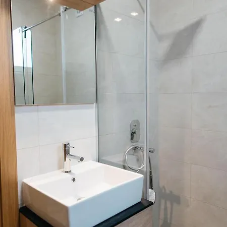 Dent Apartment
